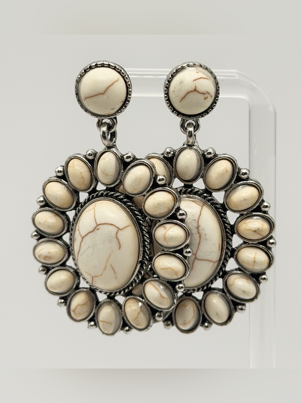 White Howlite Style Statement Dangle Earrings Silver Tone Southwestern 2.5”